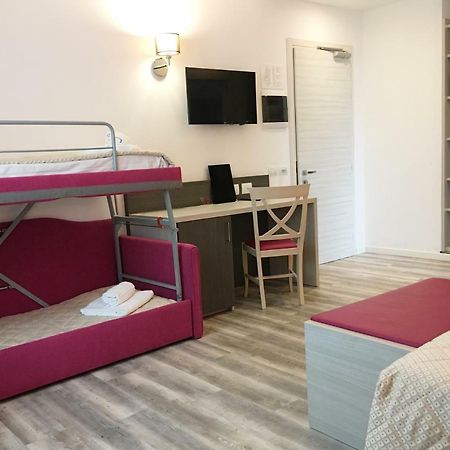 Alma Living Hotel- Al Girarrosto Venzone Buitenkant foto