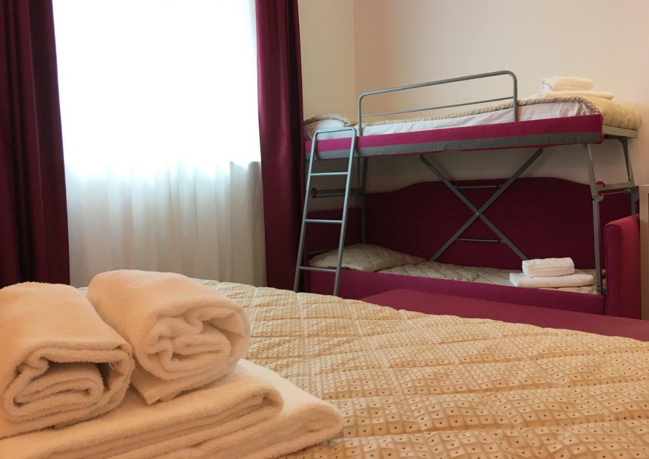 Alma Living Hotel- Al Girarrosto Venzone Buitenkant foto